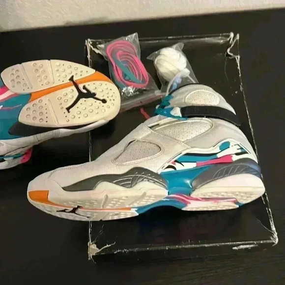Air Jordan 8 Retro “South Beach” Sz. 11.5 main image 9